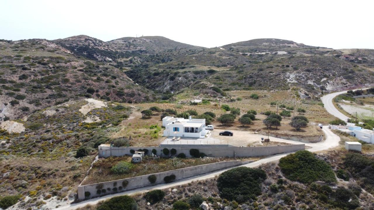Bayview Villa With Jaccuzi - Milos Zefiría Exterior foto