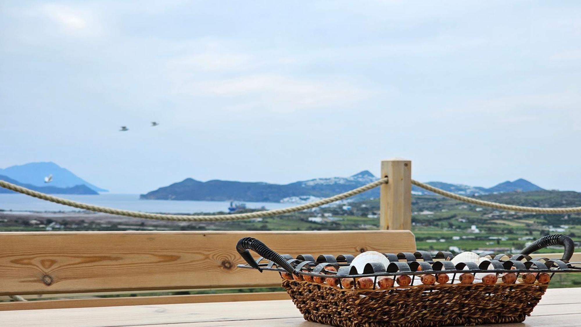 Bayview Villa With Jaccuzi - Milos Zefiría Exterior foto
