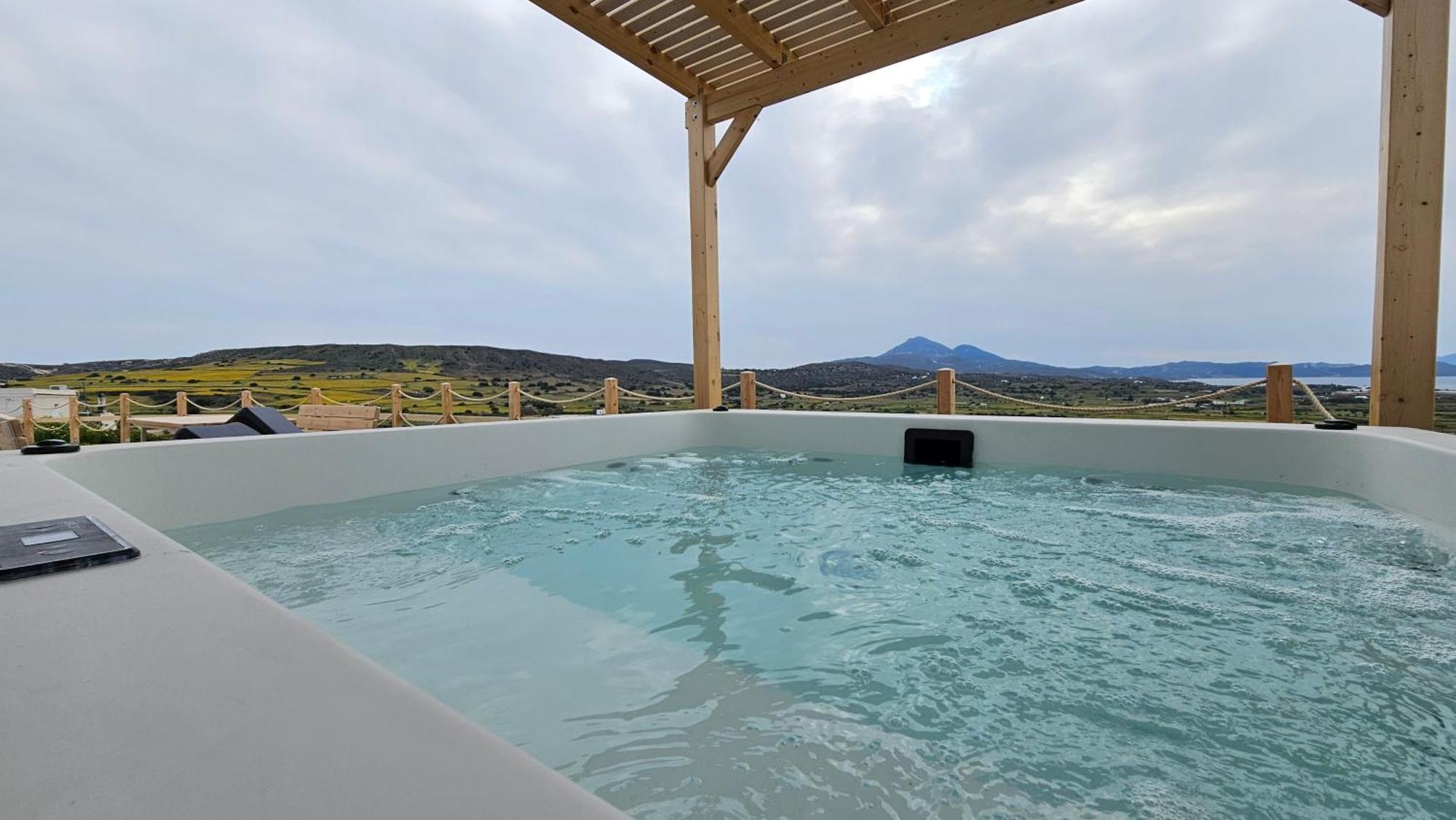 Bayview Villa With Jaccuzi - Milos Zefiría Exterior foto
